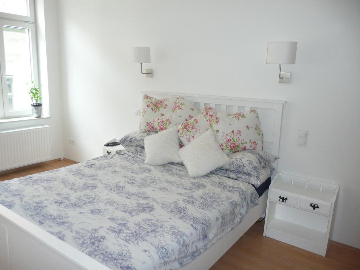Modern City Center Location: Party, Sightsee, Rest Apartamento Budapeste Exterior foto