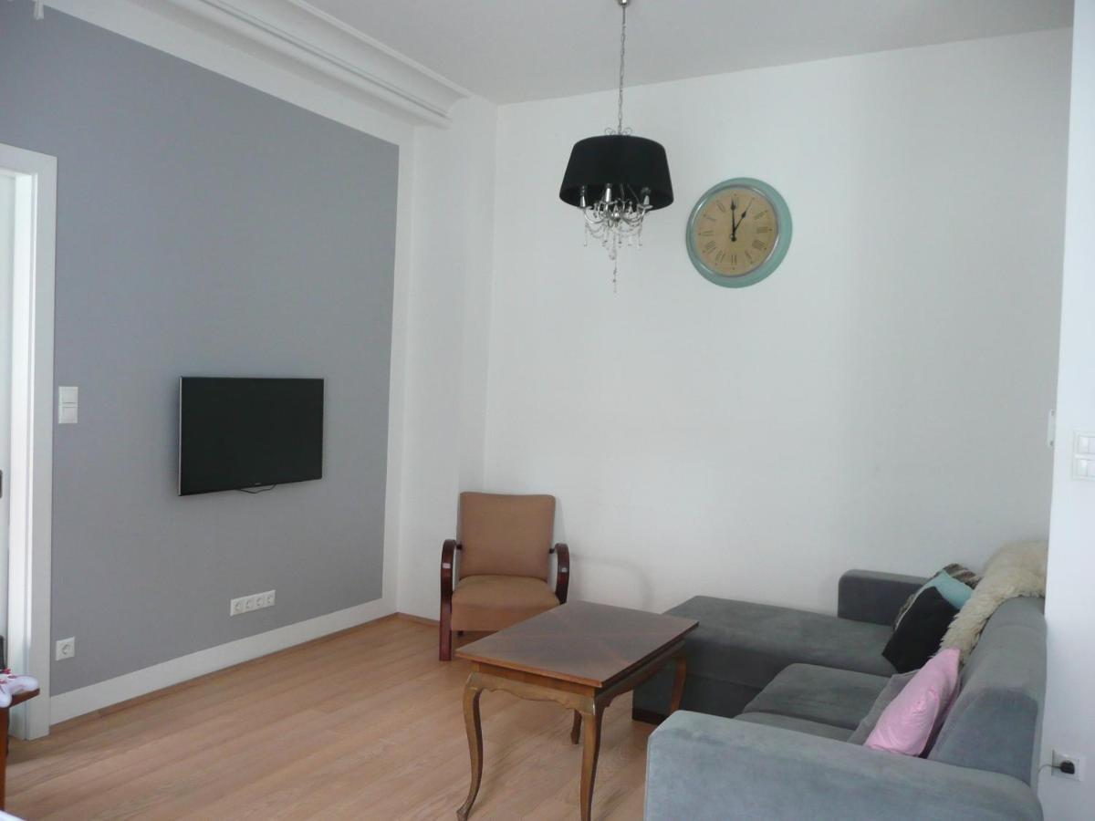 Modern City Center Location: Party, Sightsee, Rest Apartamento Budapeste Exterior foto